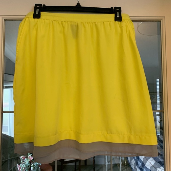 🌻 Sleeveless Top and skirt set - Picture 2 of 7